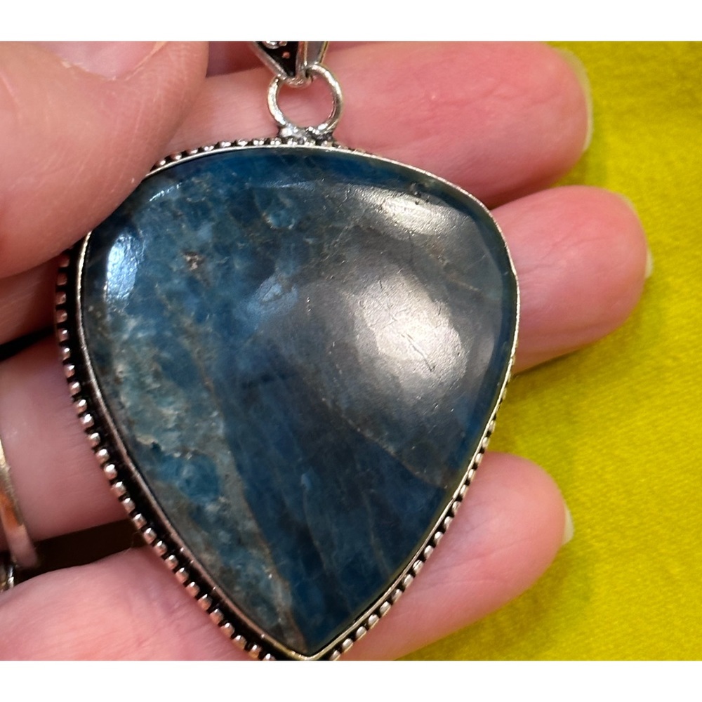 Pendant neon blue apatite 925 silver statement vintage pendant